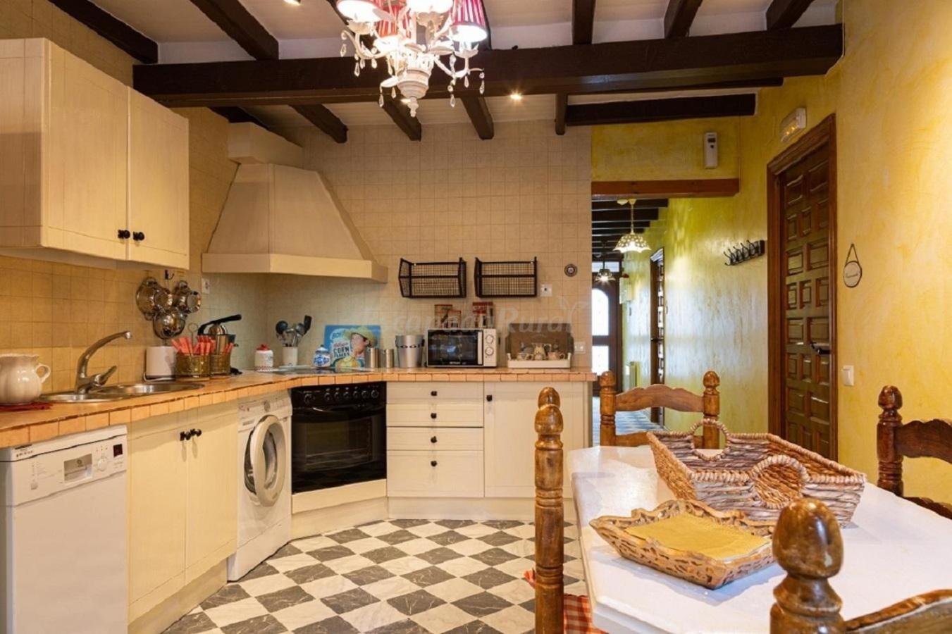 Beautiful Alamedas - Una Casa Rural Con Una Historia Unica Castronuno Εξωτερικό φωτογραφία